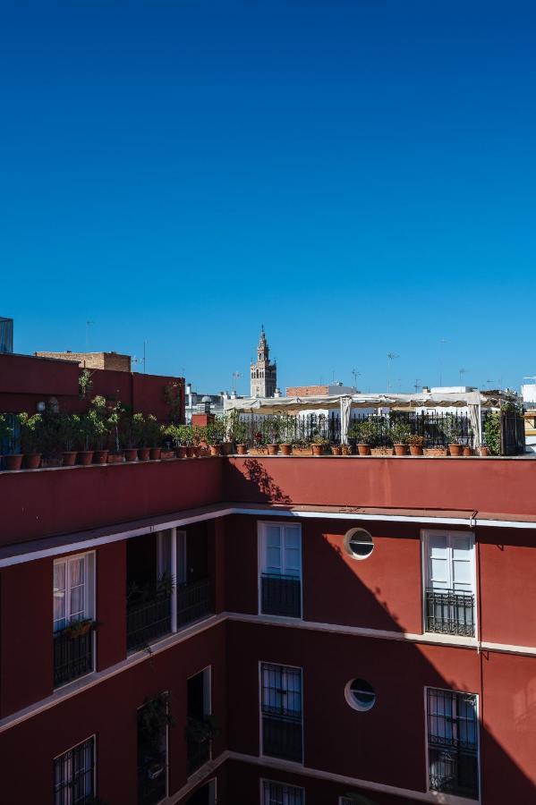 Lirio Suite Apartment - Private Parking Included Sevilla Exterior foto
