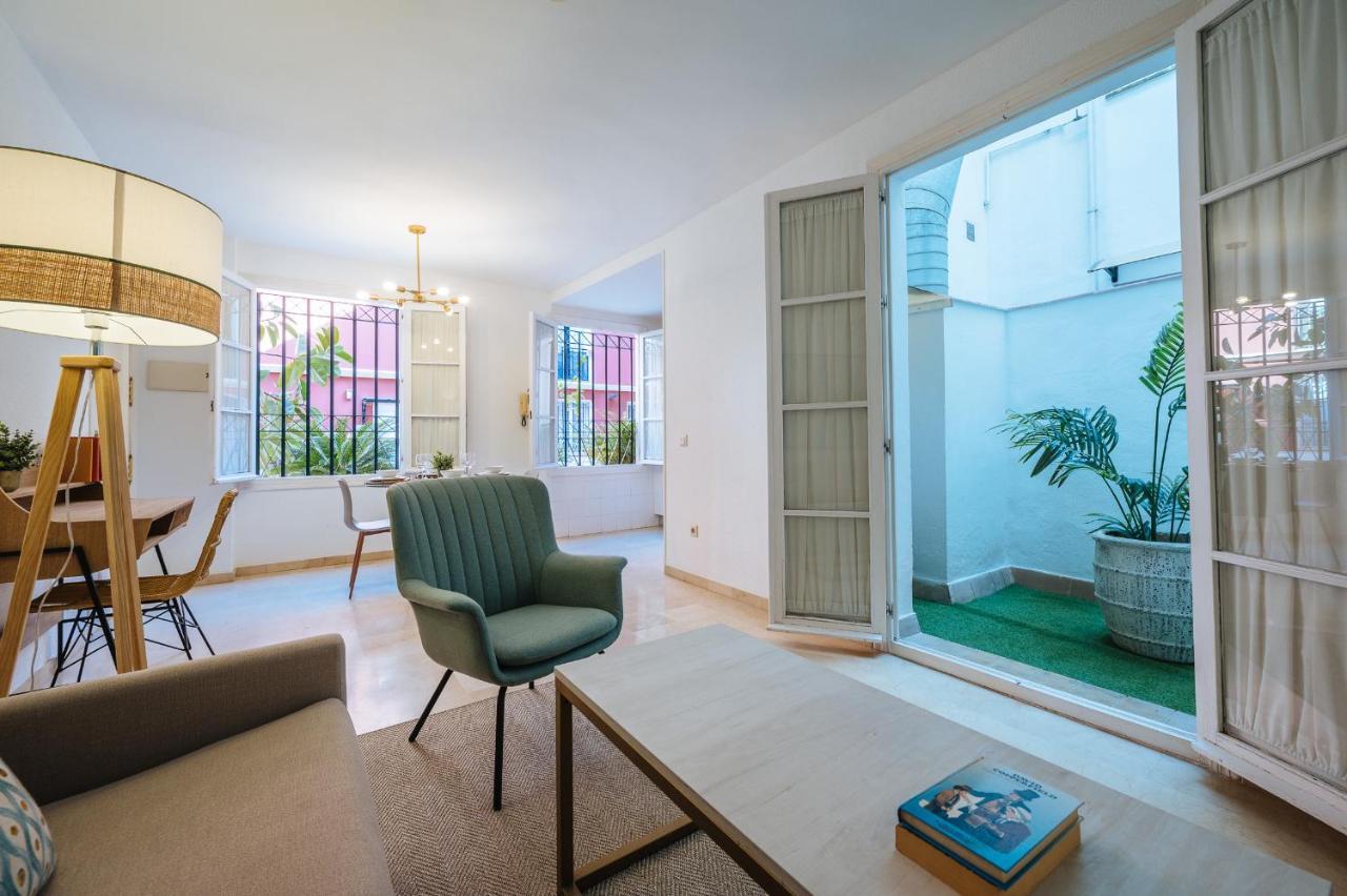 Lirio Suite Apartment - Private Parking Included Sevilla Exterior foto