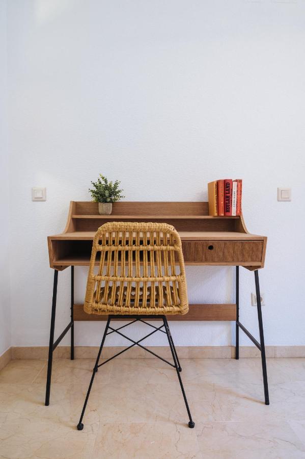 Lirio Suite Apartment - Private Parking Included Sevilla Exterior foto