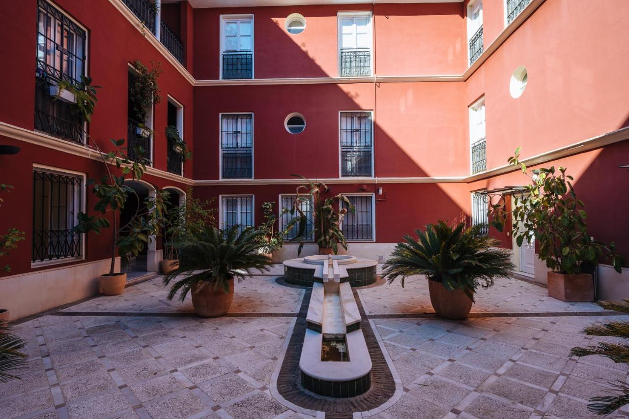 Lirio Suite Apartment - Private Parking Included Sevilla Exterior foto